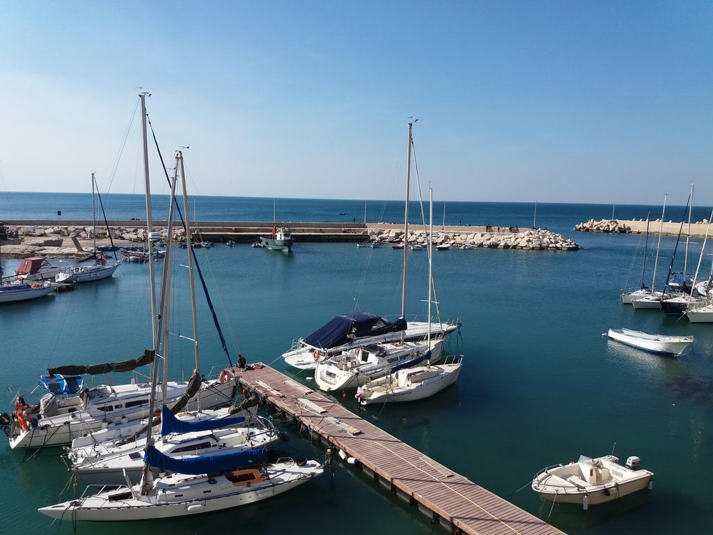 Il Da Vinci Casa Vacanze Giovinazzo Dış mekan fotoğraf